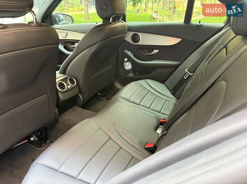 Седан Mercedes-Benz C-Class 2021 в Києві