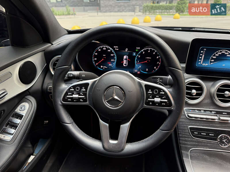 Седан Mercedes-Benz C-Class 2021 в Києві