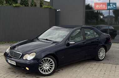 Седан Mercedes-Benz C-Class 2001 в Івано-Франківську