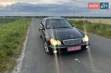 Седан Mercedes-Benz C-Class 2003 в 