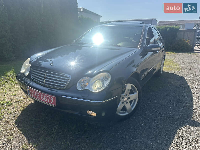 Седан Mercedes-Benz C-Class 2003 в Луцке