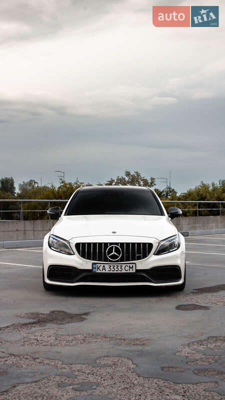 Седан Mercedes-Benz C-Class 2019 в Києві