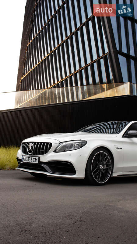 Седан Mercedes-Benz C-Class 2019 в Києві