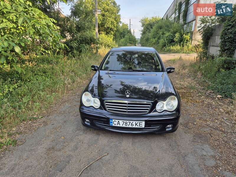 Седан Mercedes-Benz C-Class 2006 в Умані