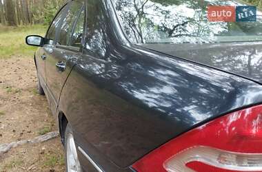 Седан Mercedes-Benz C-Class 2002 в 