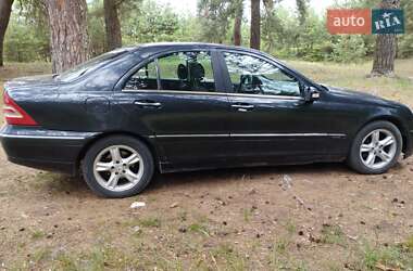 Седан Mercedes-Benz C-Class 2002 в 
