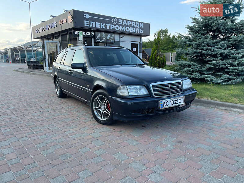 Універсал Mercedes-Benz C-Class 1998 в Сарнах