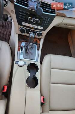 Седан Mercedes-Benz C-Class 2012 в 
