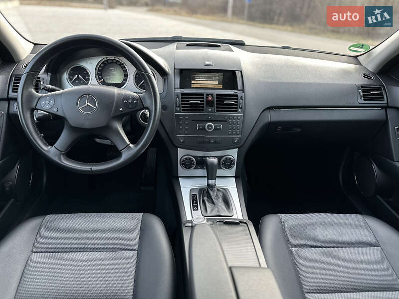 Седан Mercedes-Benz C-Class 2007 в Старокостянтинові
