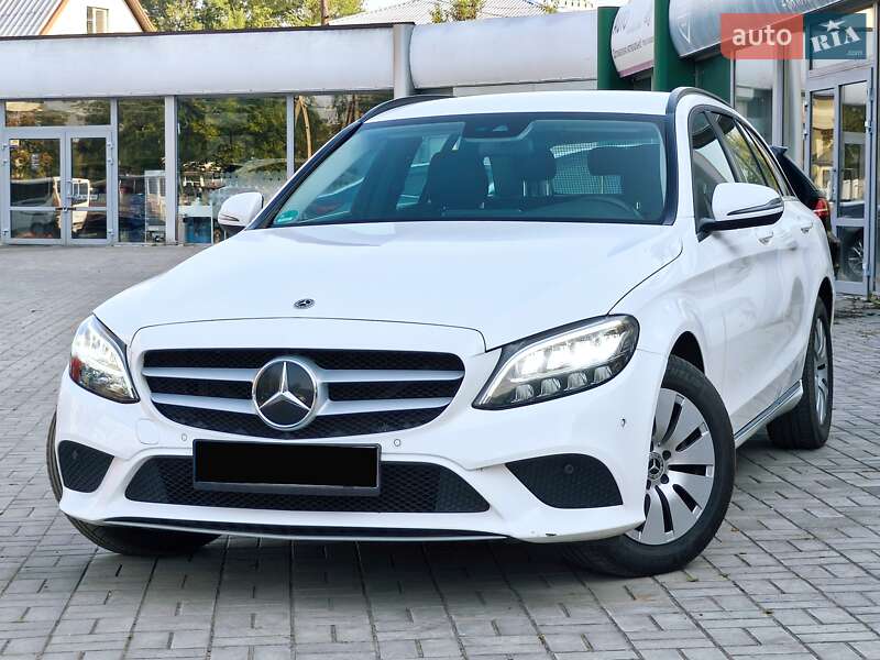 Універсал Mercedes-Benz C-Class 2019 в Дніпрі