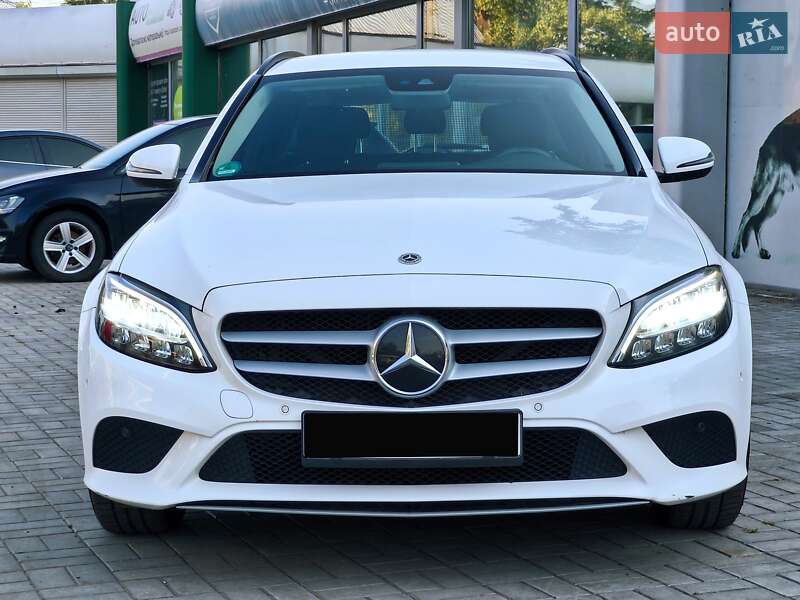 Універсал Mercedes-Benz C-Class 2019 в Дніпрі