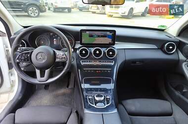 Універсал Mercedes-Benz C-Class 2019 в 