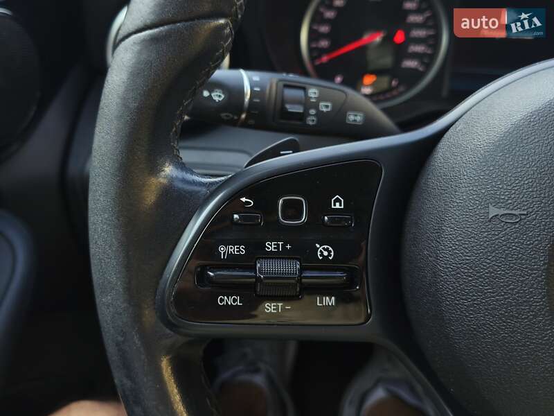 Універсал Mercedes-Benz C-Class 2019 в Дніпрі