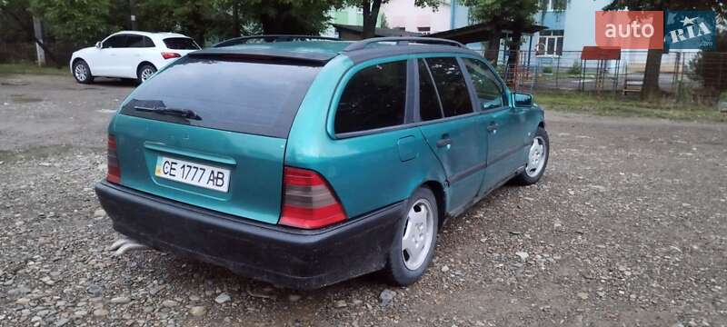 Універсал Mercedes-Benz C-Class 1996 в Чернівцях