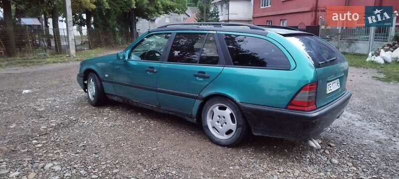 Універсал Mercedes-Benz C-Class 1996 в Чернівцях
