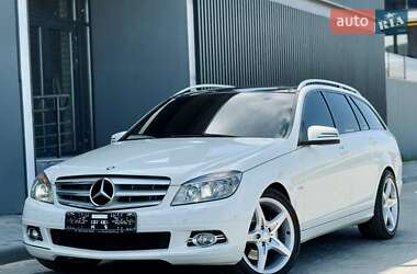 Универсал Mercedes-Benz C-Class 2009 в 