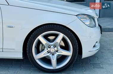 Универсал Mercedes-Benz C-Class 2009 в 