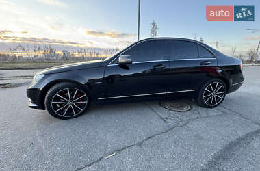 Седан Mercedes-Benz C-Class 2011 в 
