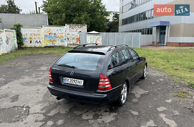 Универсал Mercedes-Benz C-Class 2004 в 