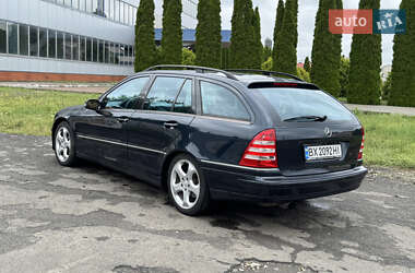 Универсал Mercedes-Benz C-Class 2004 в 