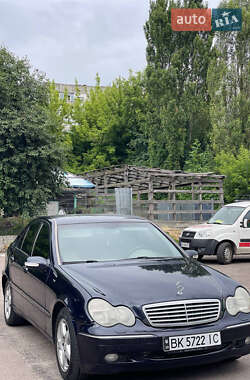 Седан Mercedes-Benz C-Class 2001 в 
