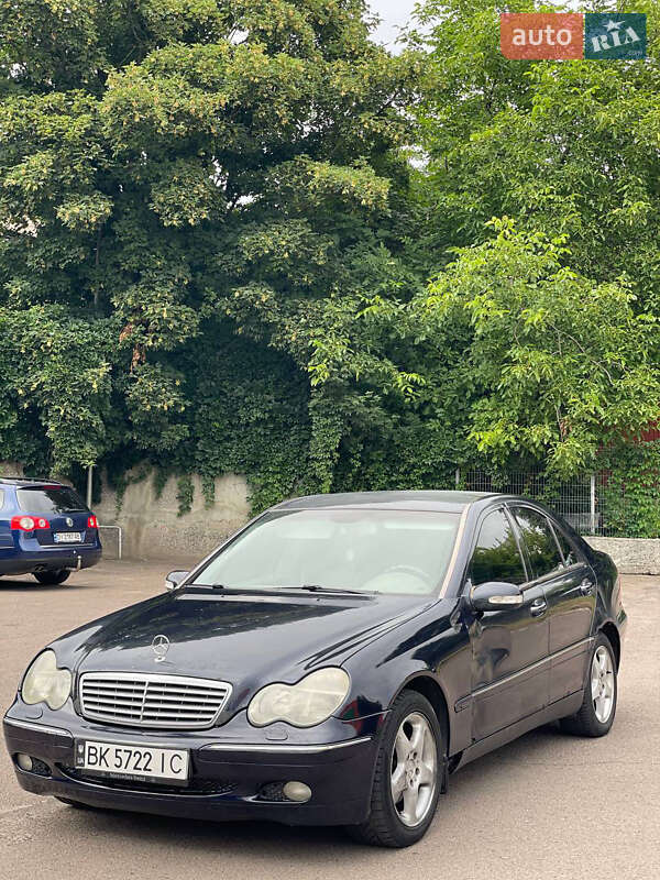 Седан Mercedes-Benz C-Class 2001 в Рівному