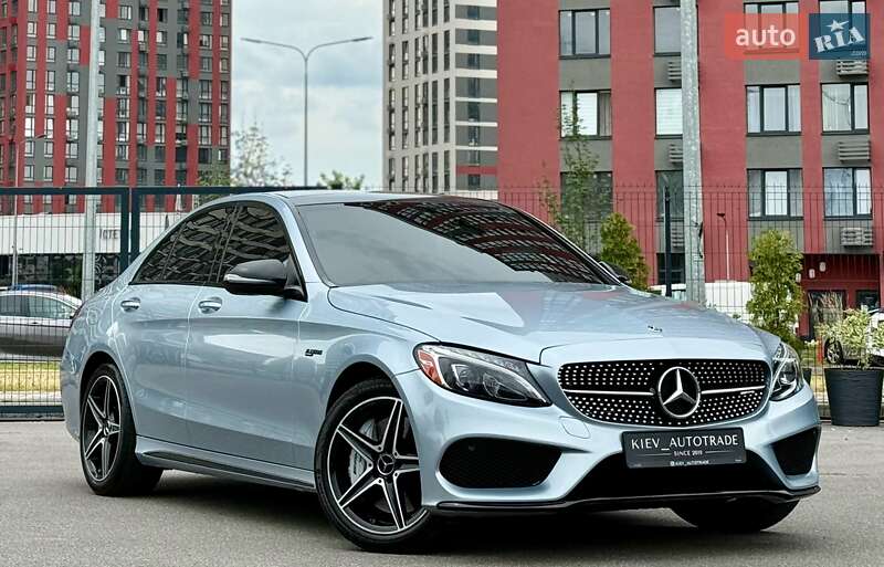 Седан Mercedes-Benz C-Class 2017 в 