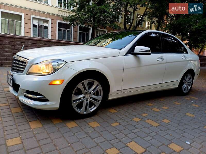 Седан Mercedes-Benz C-Class 2013 в Одесі