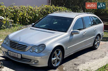 Універсал Mercedes-Benz C-Class 2004 в Вінниці