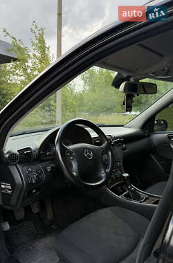 Универсал Mercedes-Benz C-Class 2006 в 