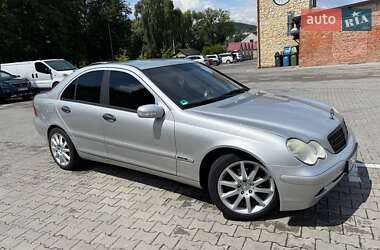 Седан Mercedes-Benz C-Class 2003 в 
