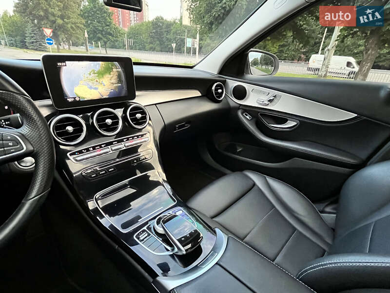 Седан Mercedes-Benz C-Class 2014 в Києві