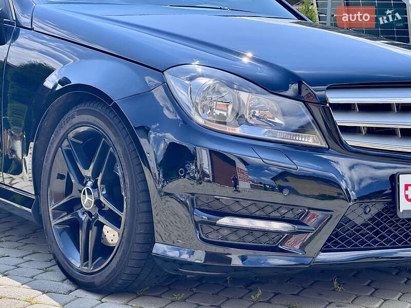 Універсал Mercedes-Benz C-Class 2012 в Стрию