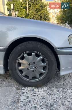 Седан Mercedes-Benz C-Class 1997 в 