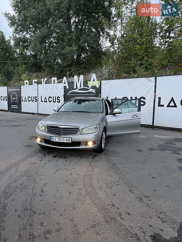 Седан Mercedes-Benz C-Class 2008 в Києві