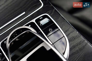 Седан Mercedes-Benz C-Class 2017 в 