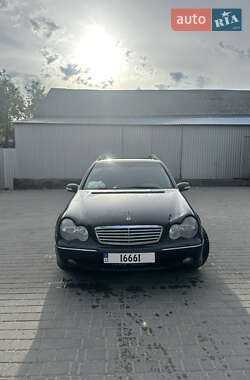 Универсал Mercedes-Benz C-Class 2004 в 