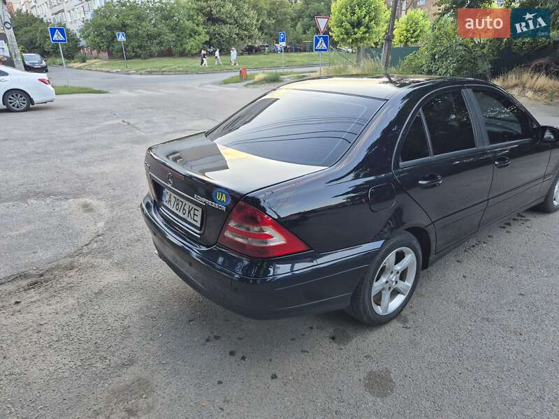 Седан Mercedes-Benz C-Class 2006 в Умані