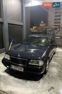 Седан Mercedes-Benz C-Class 1995 в 