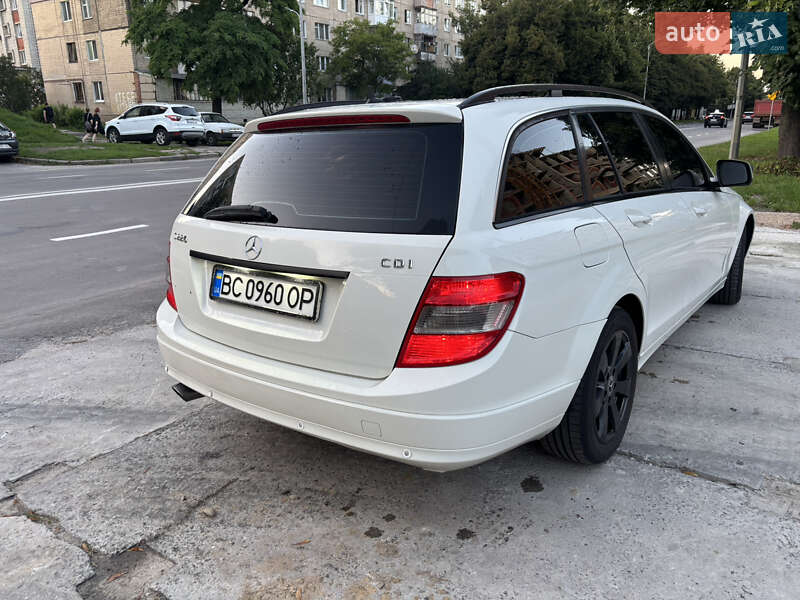Универсал Mercedes-Benz C-Class 2008 в Львове