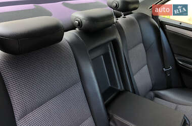 Седан Mercedes-Benz C-Class 2006 в 