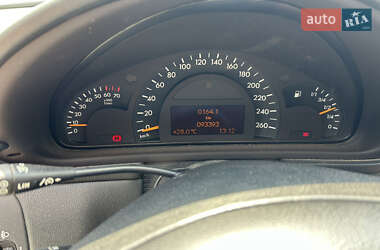 Универсал Mercedes-Benz C-Class 2002 в 