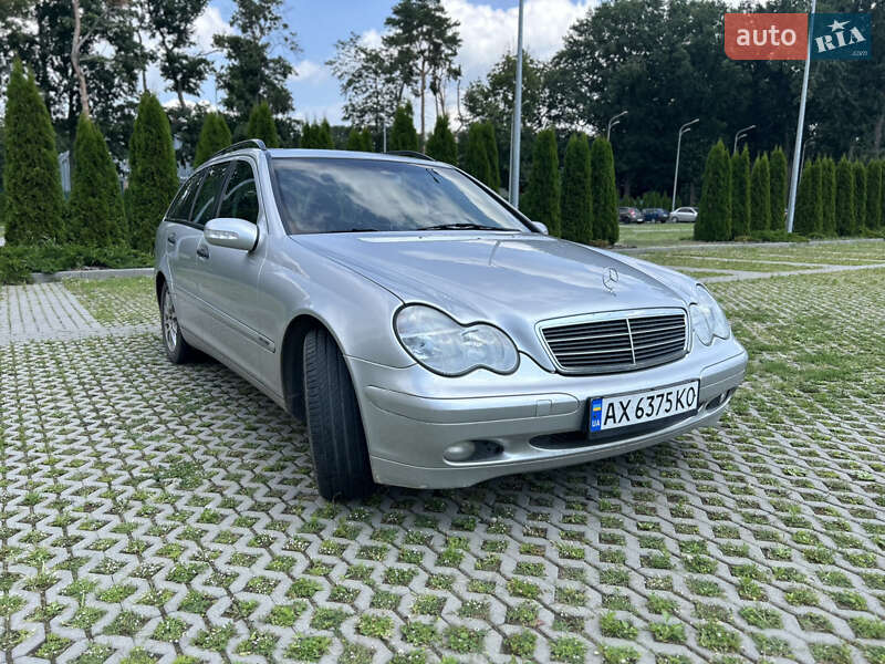 Универсал Mercedes-Benz C-Class 2002 в Харькове фото 13 Универсал Mercedes-Benz C-Class 2002 в Харькове