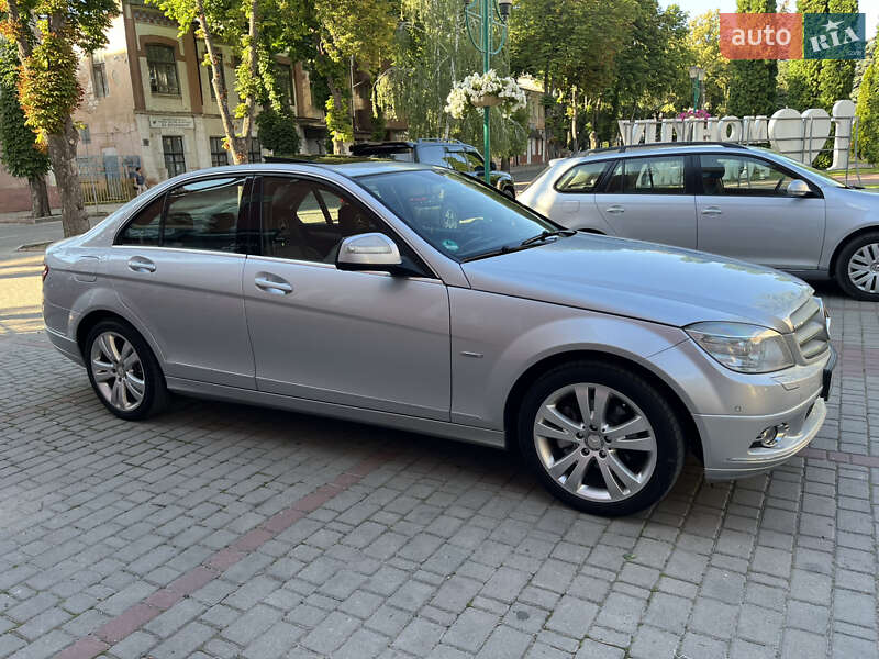 Седан Mercedes-Benz C-Class 2008 в Могилев-Подольске