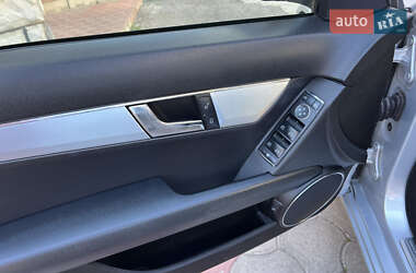 Седан Mercedes-Benz C-Class 2008 в 
