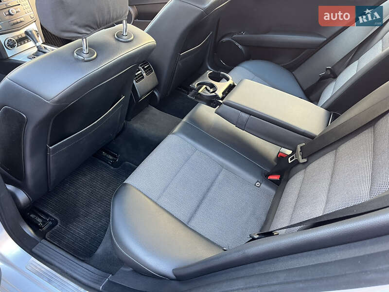 Седан Mercedes-Benz C-Class 2008 в Могилев-Подольске
