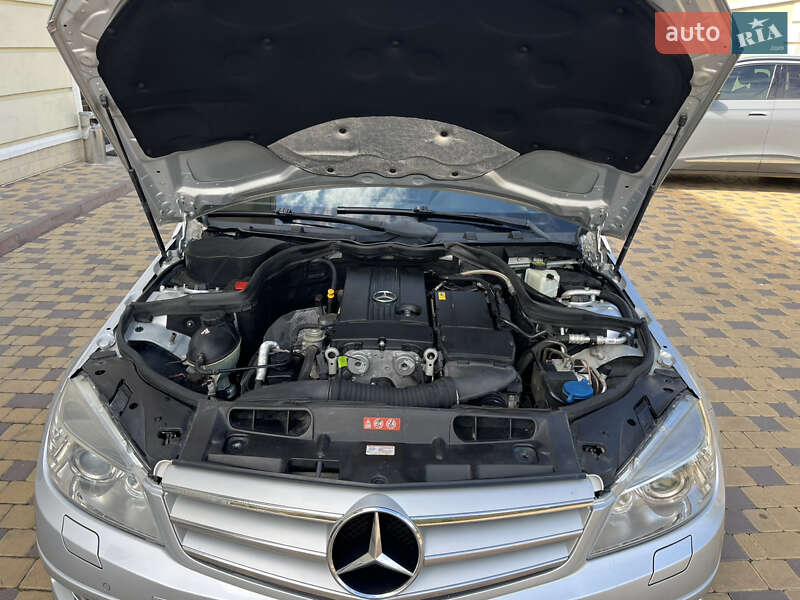 Седан Mercedes-Benz C-Class 2008 в Могилев-Подольске