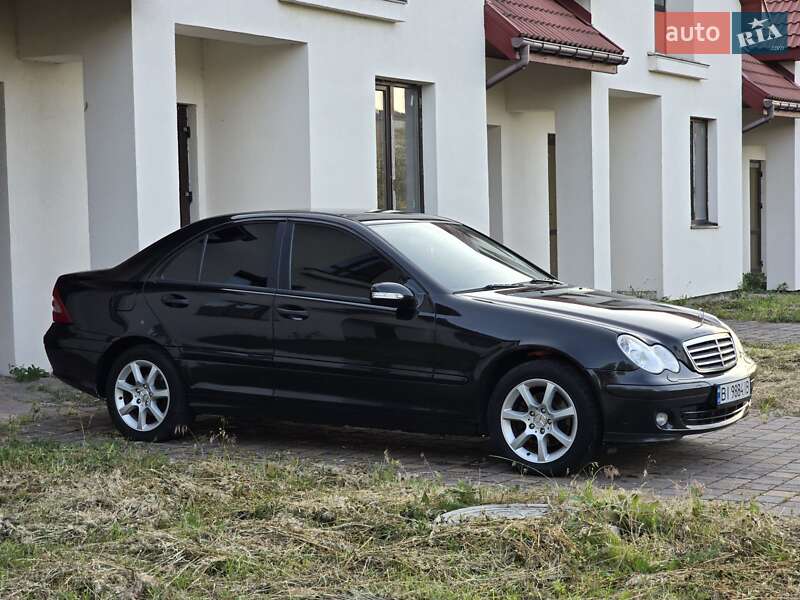 Седан Mercedes-Benz C-Class 2007 в Гадячі