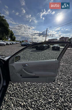 Купе Mercedes-Benz C-Class 2004 в 