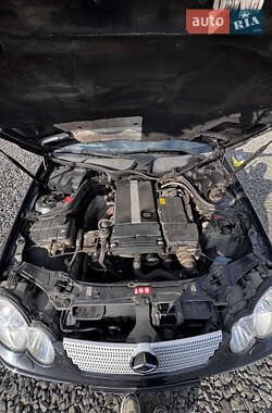 Купе Mercedes-Benz C-Class 2004 в 
